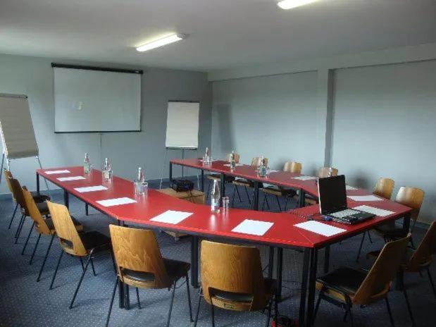 Cozy Hotel Logis Morlaix Plouigneau Екстер'єр фото